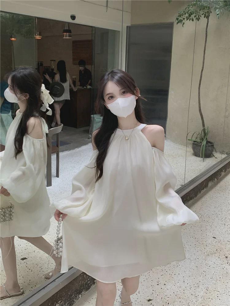 Koreanisches schulterfreies Neckholderkleid: Süßer, locker sitzender Strandrock für Frühling/Sommer