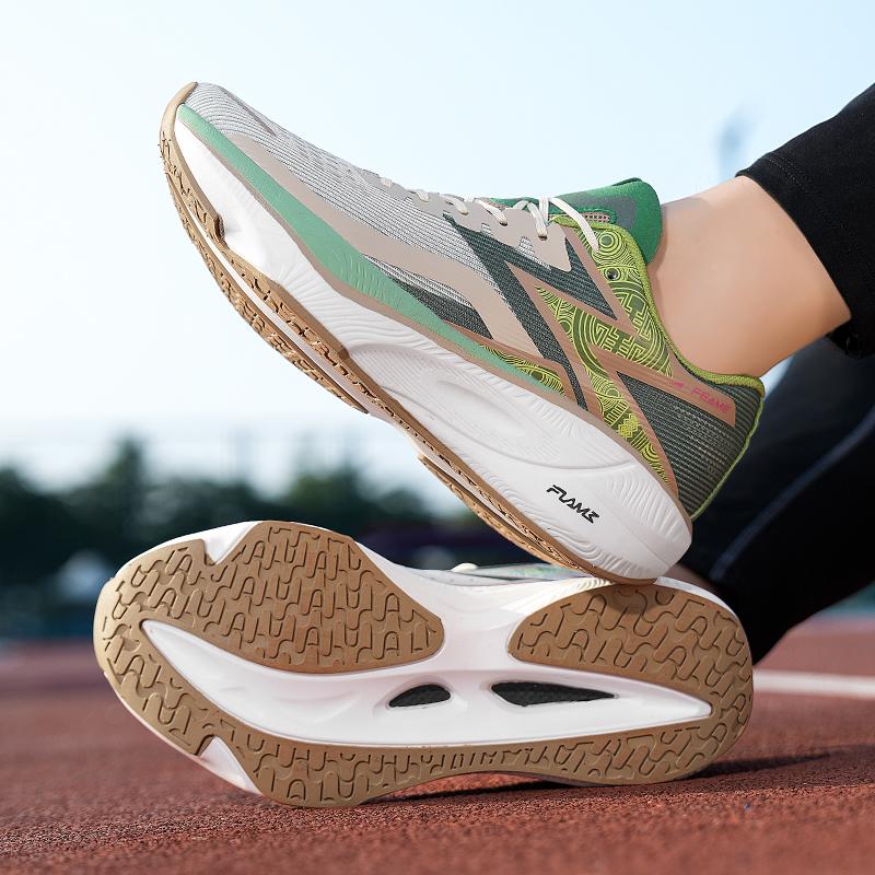 Hot Selling Men Women Run Shoes Fashion Soft Durable Multifunctional Sneakers Youth Ultra Light Outdoor Anti Slip Tennis Shoes