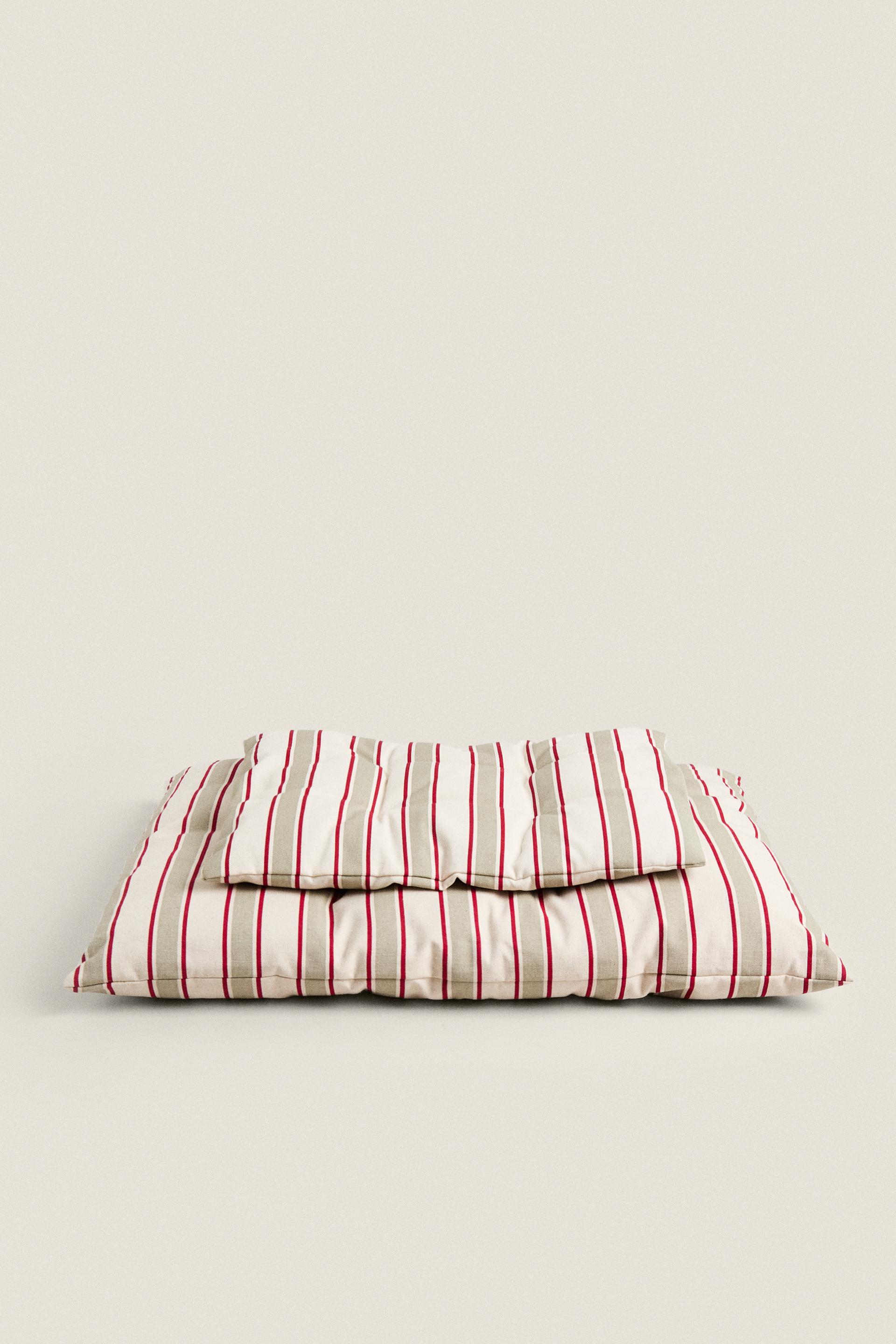 

ТОППЕР ДЛЯ ЛЮБИМЫХ В ПОЛОСКУ