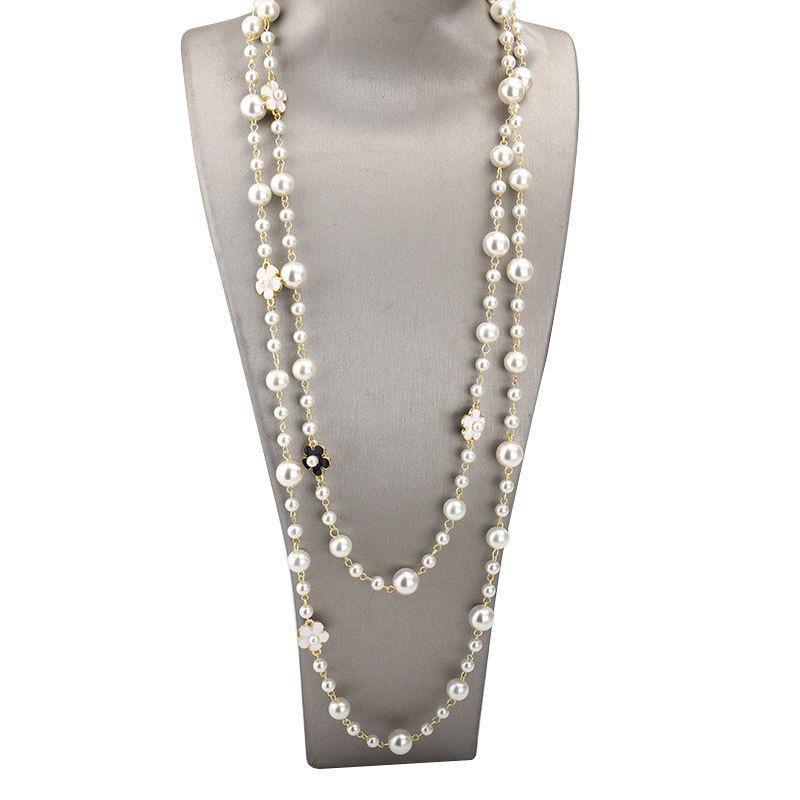 Korean Pearl Necklace: Luxurious Long Sweater Chain for Autumn/Winter
