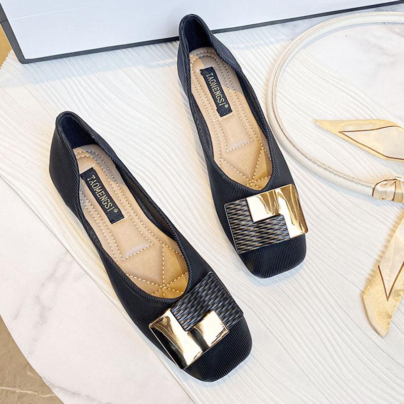 New Women Flats Shoes Spring Summer Ladies Round Toe Metallic Decoration Leather Casual Shoes Fashion Slip-on Loafers 33-43