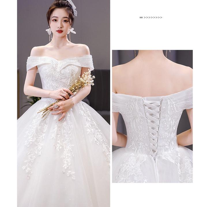 Svatební šaty ve stylu dvora s odhalenými rameny – Elegantní francouzské lehce luxusní svatební šaty s dlouhou vlečkou