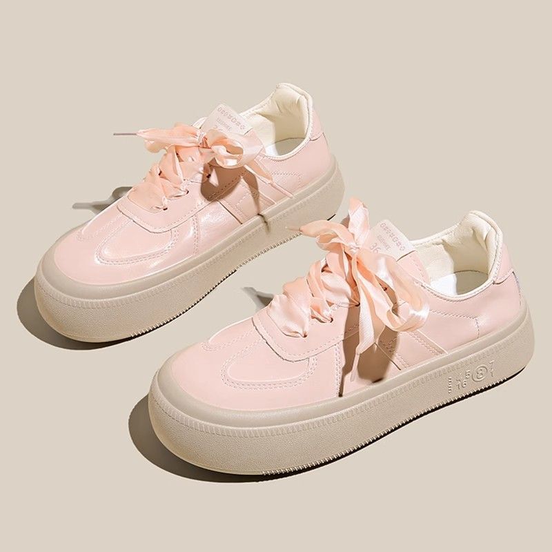 Ultra-light and heightened thick-soled small white shoes splicing lace-up sports and leisure board shoes