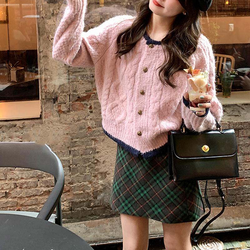 Spring Autumn Korean-French Retro Lazy Style Soft Cable-Knit Sweater Top for Women