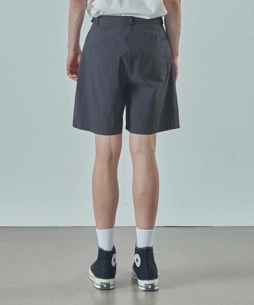Ladeuedisyeon Roum Shorts_Charcoal