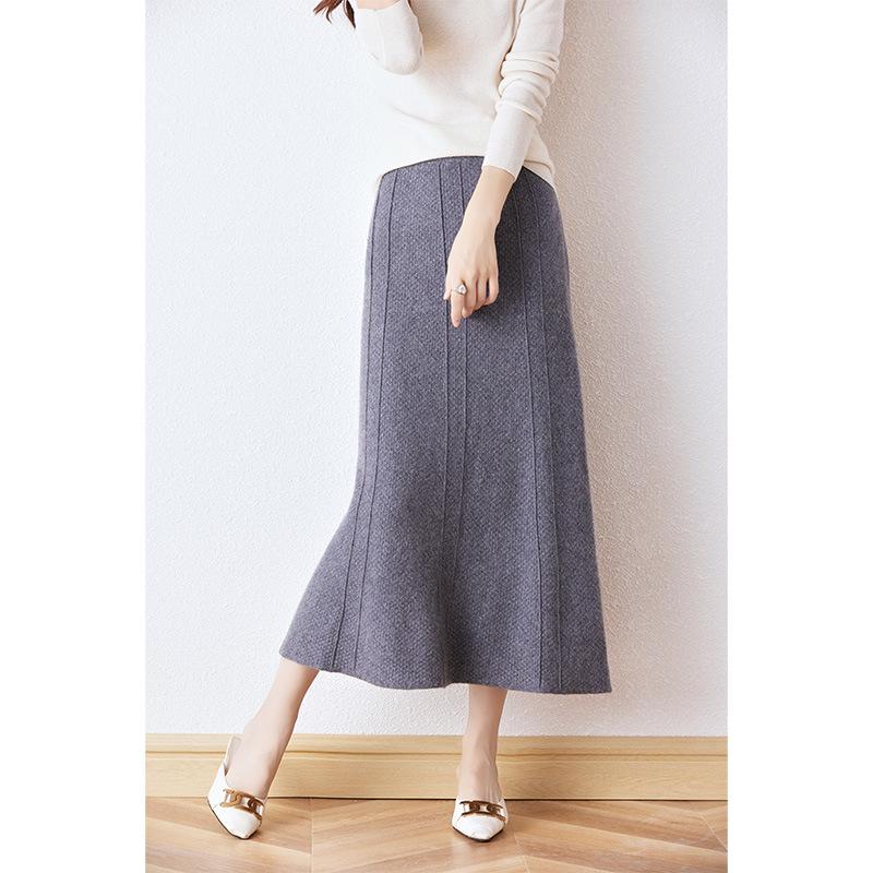 Women's Wool A-Line Midi Skirt - Elastic High Waist, Flared, Slimming, Knitted for Autumn/Winter