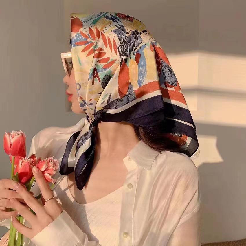 Silk Black & White Striped Square Scarf: Korean Retro Print Neckerchief, Spring/Summer Thin Decorative Headscarf.