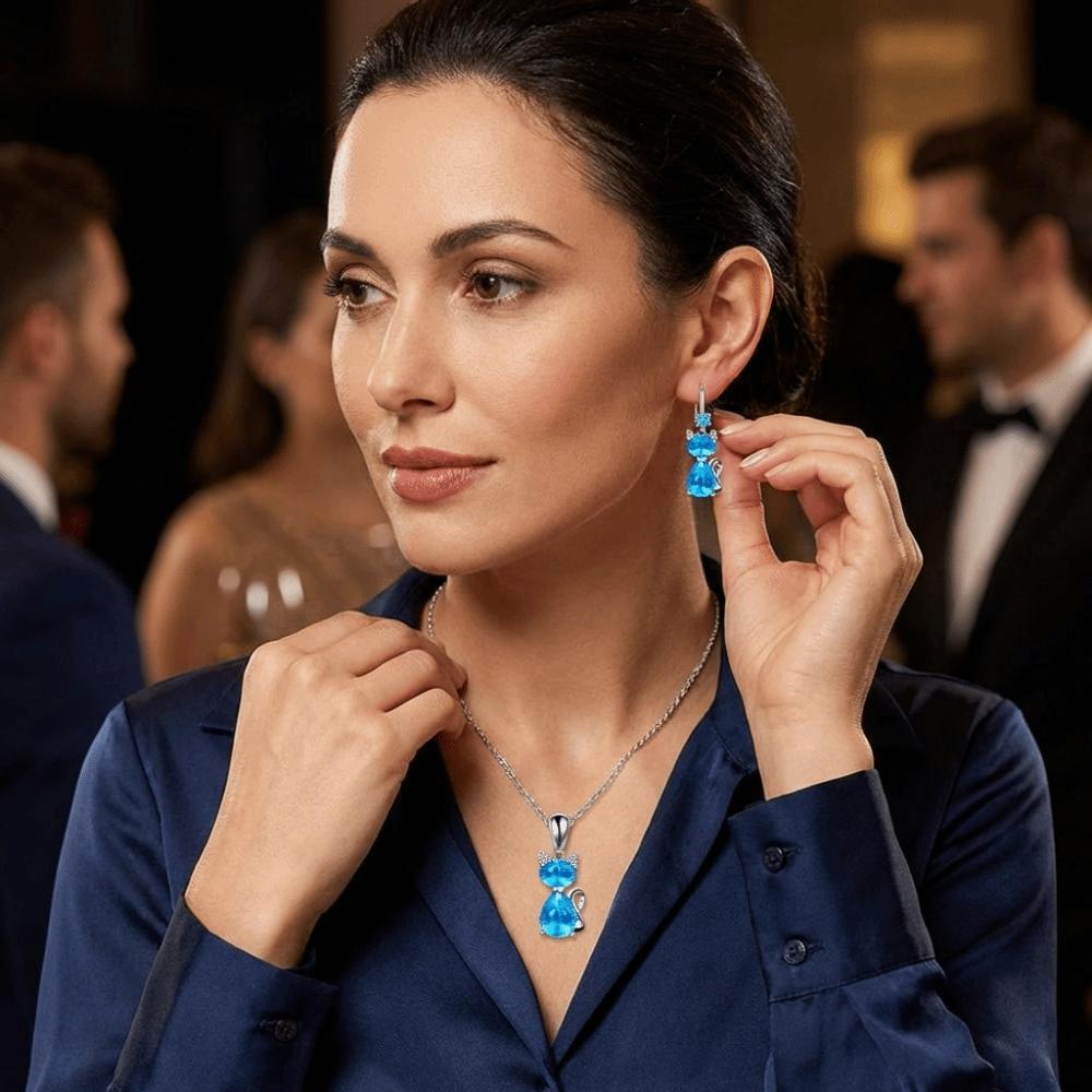 Trendy Crystal Pendant Necklace Zinc Zinc Alloy Cute Cat Jewelry Fashion Elegant Jewelry Sets  For Woman