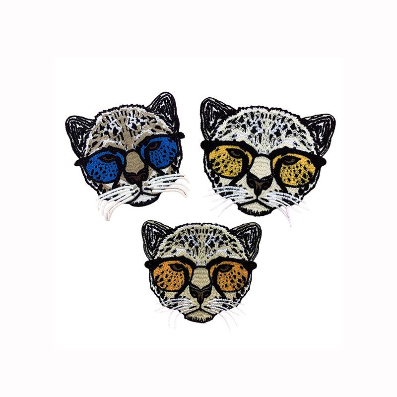Animal Water Soluble Soft Leopard Head Embroidery Cloth Patch Hand Sewing Clothes Patch Applique Guards Patch 14 X 17 CM