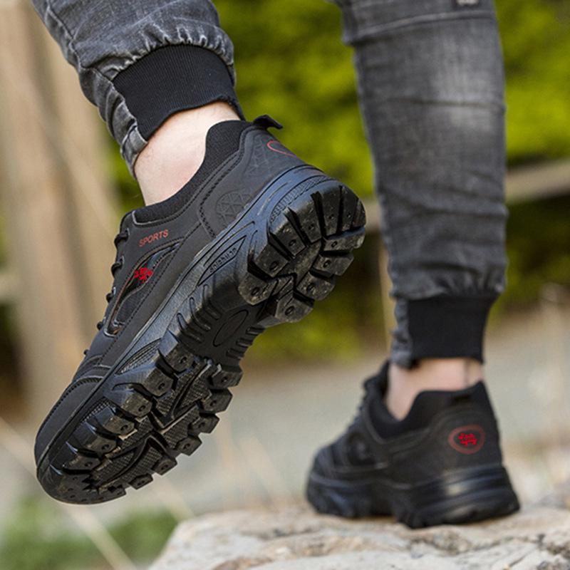 Men's Lightweight Breathable Hiking Shoes: Versatile Fashionable Outdoor Footwear for Autumn and Winter