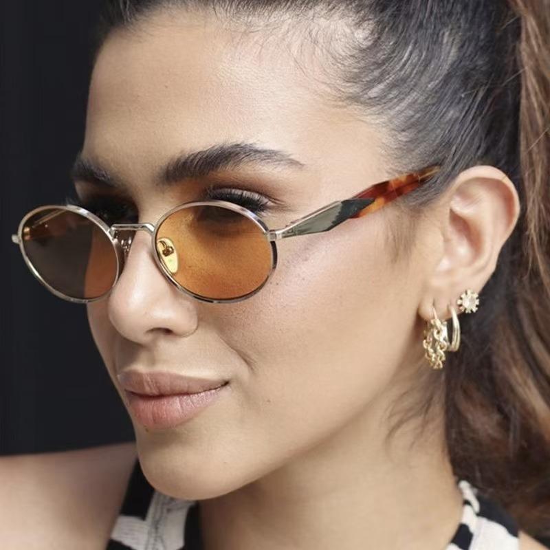 New Style Women's Oval Glasses Frame Metal Material Sun Glasses Cool Small Circular Photography Glasses Travel Leisure Shopping Eyewear UV400