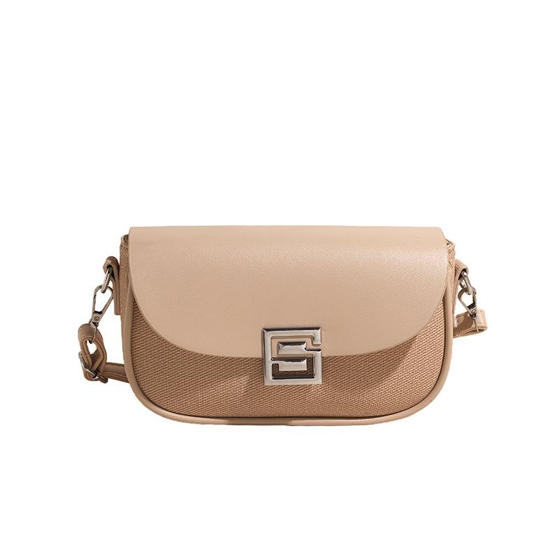 Super Fire Small Bag Women's Spring Summer 2025 New Fashion Shoulder Messenger Bag High Sense Women's Foreign Style Small Square Bag