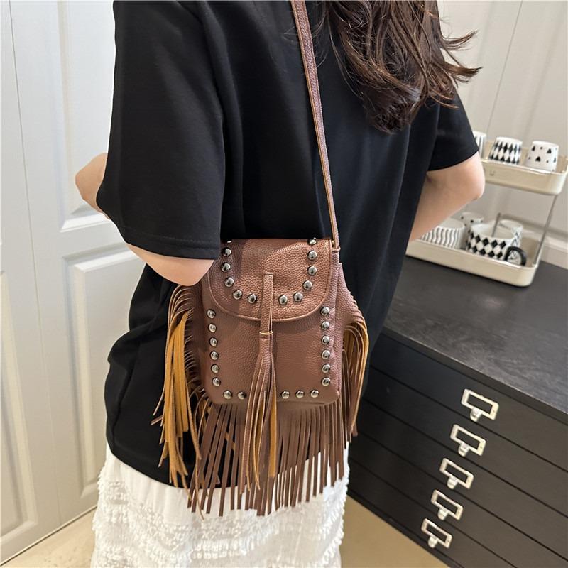 Trendige Mode Fransen Nieten Beliebtes Design Damenhandtaschen Neue lässige vielseitige Schulter-Umhängetasche