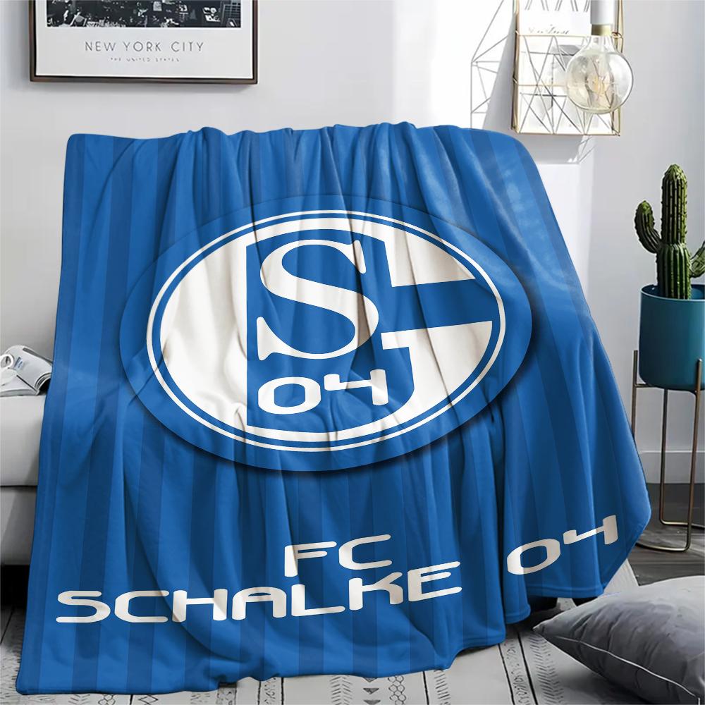 1PC Schalke 04 Print Flannel Blanket, High Quality Comfortable for All Seasons, Home Decor, Warmth and Comfort, Perfect for Christmas Gifts