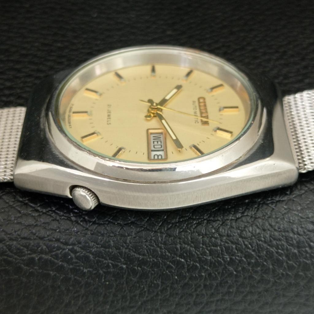 VINTAGE CITIZEN AUTOMATIC 8200 JAPAN MENS ORIGINAL DIAL WATCH a709345-1