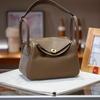 26 Nicht-Schloss Hardware Mode Leichte Luxus Damen Handgefertigt Einzelne Ledertasche Kurze Einführung Und Vielseitige Handtasche