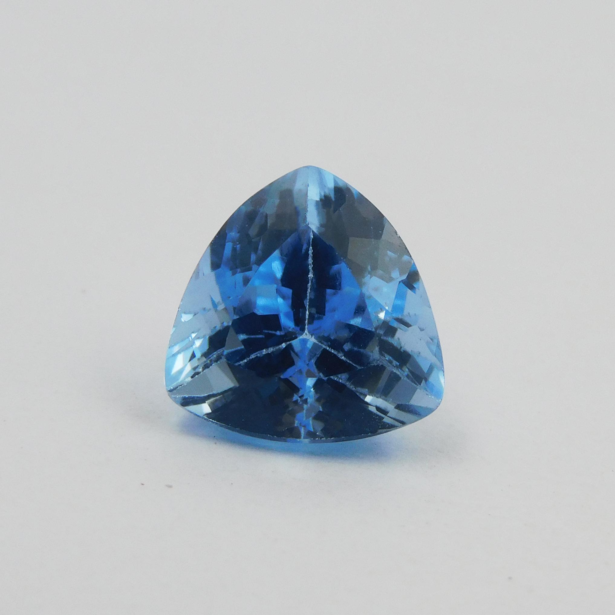 

Blue Sapphire Loose Gemstone Natural Sapphire 5.3 Ct Blue Trillion cut CERTIFIED P-1175-S 10.4 mm approx синій