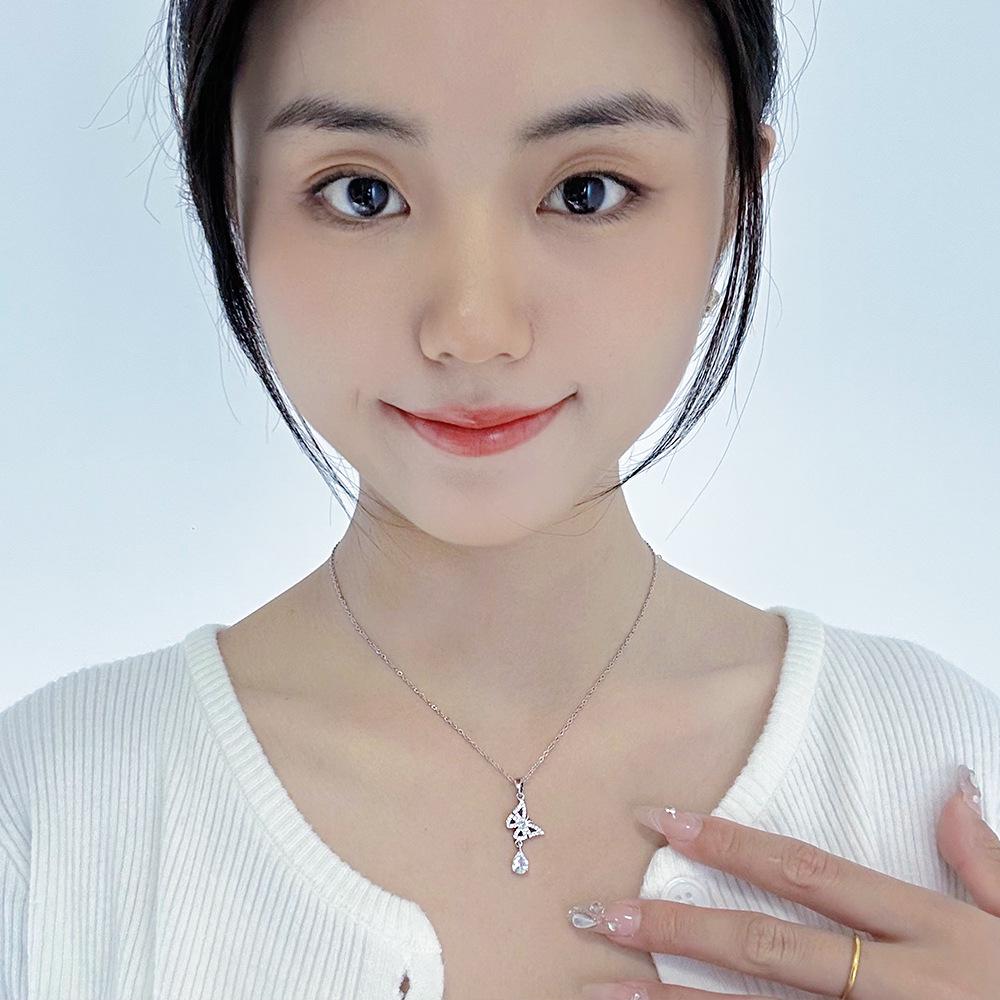

Custom Butterfly Water Drop Tassel Necklace - Women s Summer Fashion Choker 2025, Unique Clavicle Chain Design