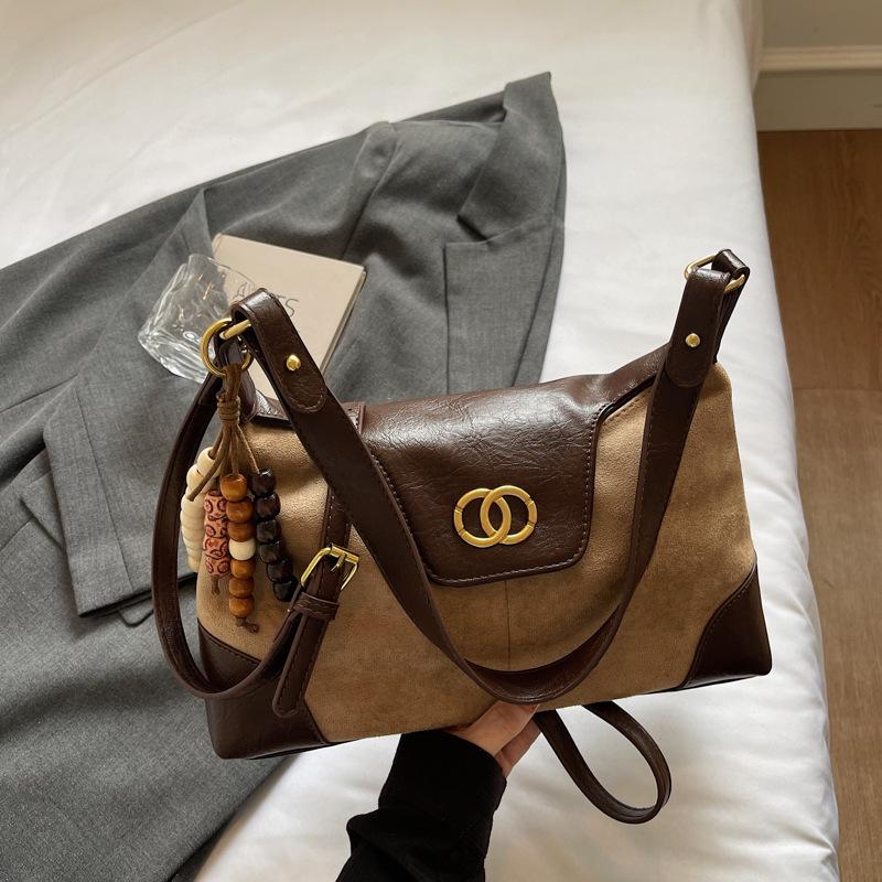 High-value fashion matte armpit bag autumn new trend commuter shoulder bag suede bag women