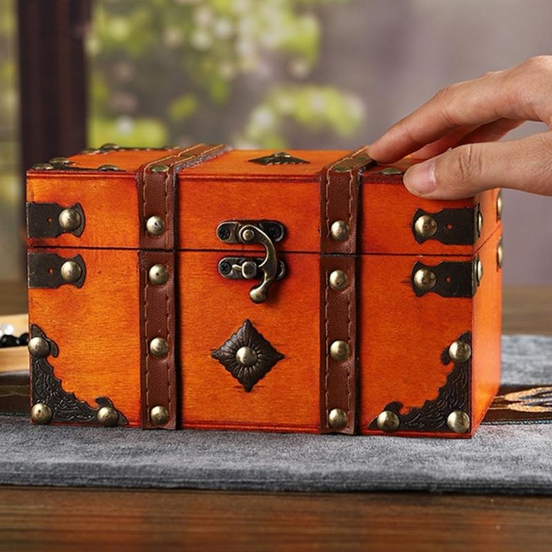 Cultural Leather Jewelry Case With Security Mechanism For Home Decoration And Storage Elegant Treasures Chest