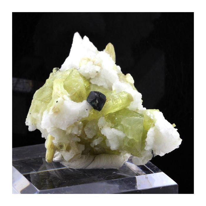 Pierres et Minéraux. Brazilianite + Apatite. 933.5 ct. Telírio claim, Minas Gerais, Brésil.