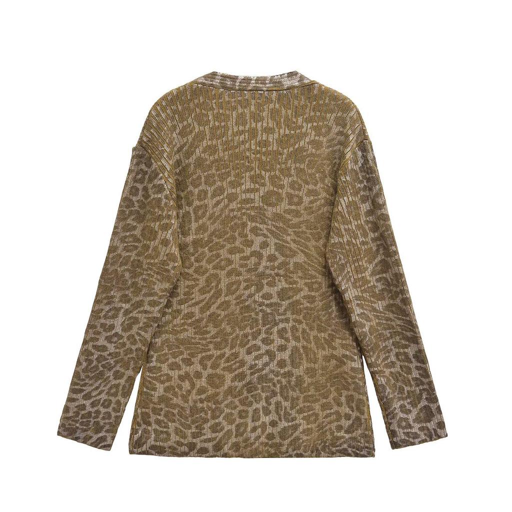 2024 Autumn Women's Fashion: European & American Style Animal Print Knitwear