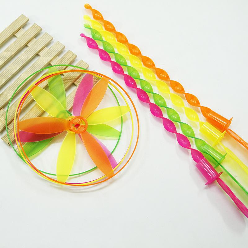 5Pcs/lot Mix Spin Color Light Outdoor Flying Saucer Disc Category UFO Toys Kids Plastic Classic Toys Baby Gift