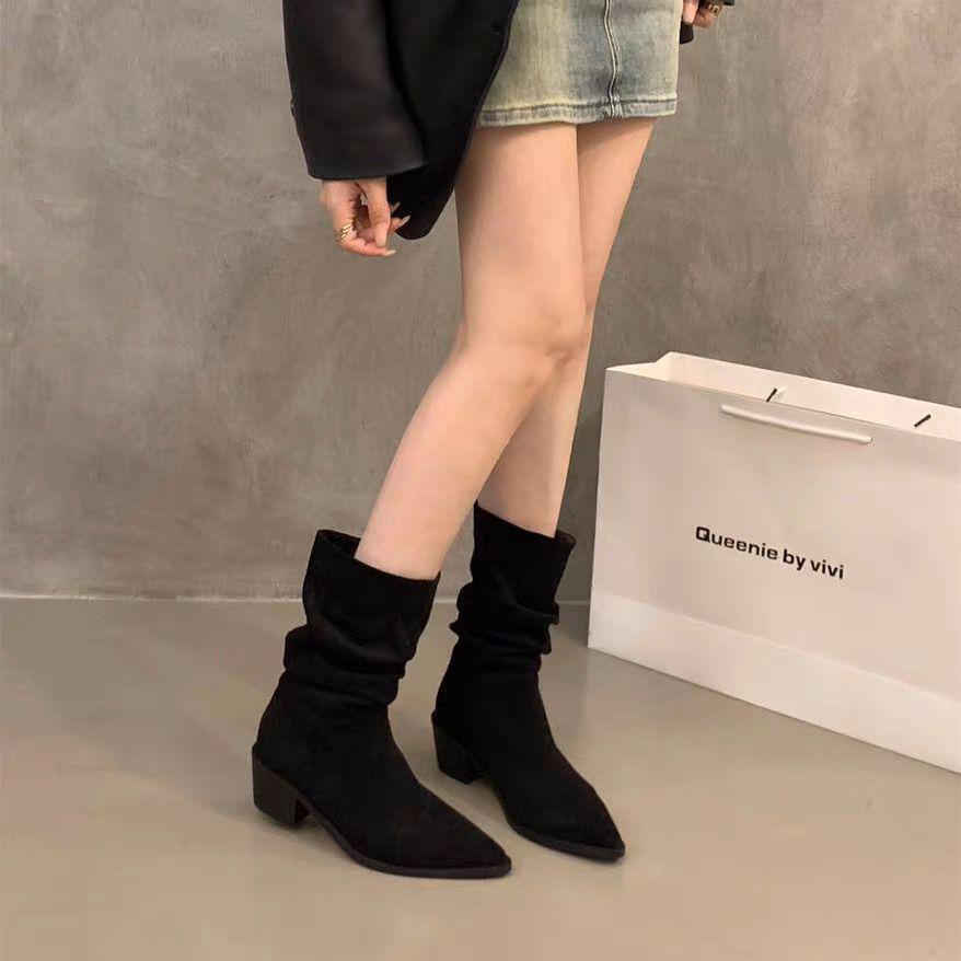 

Женские замшевые ботильоны цвета хаки с острым носком, стройнящие, в французском стиле - Весна Осень 2025 Blind Box 0