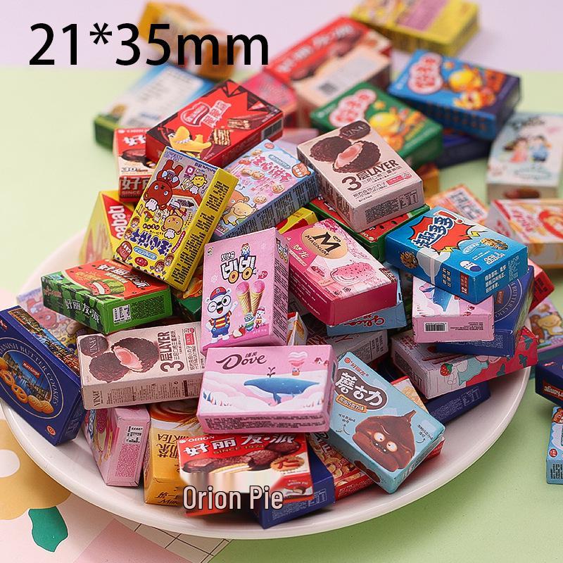 DIY Mini Snack Box Toys for Kids - Convenience Store Play Set with Claw Machine Accessories