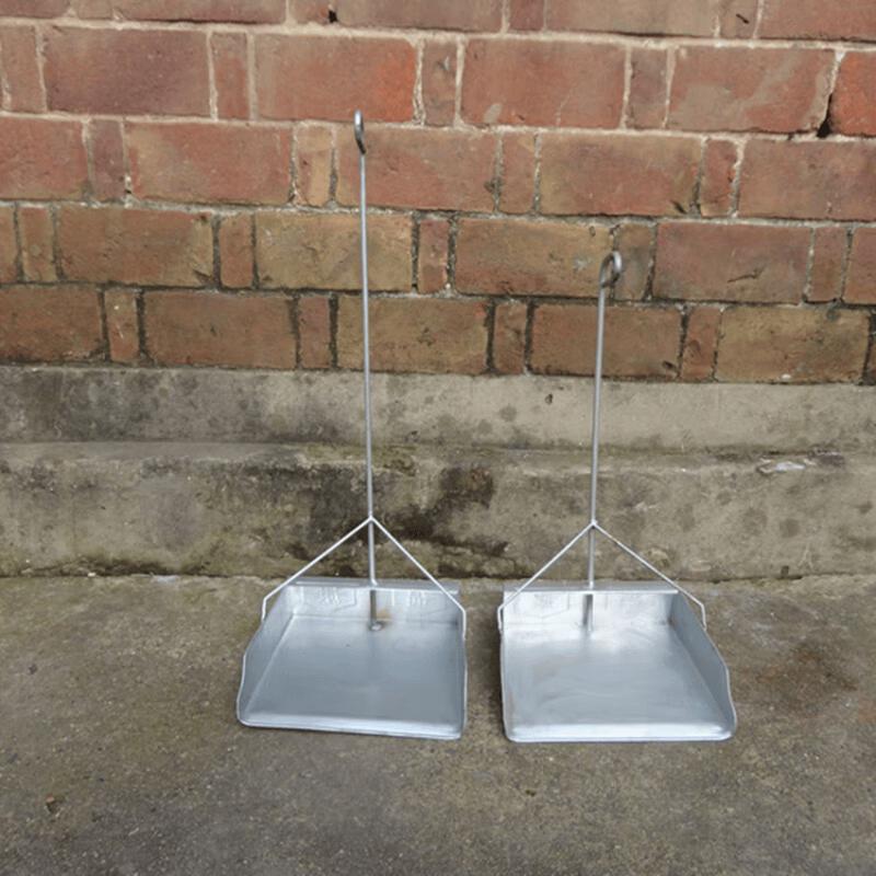 Heavy-Duty Iron Dustpan Shovel