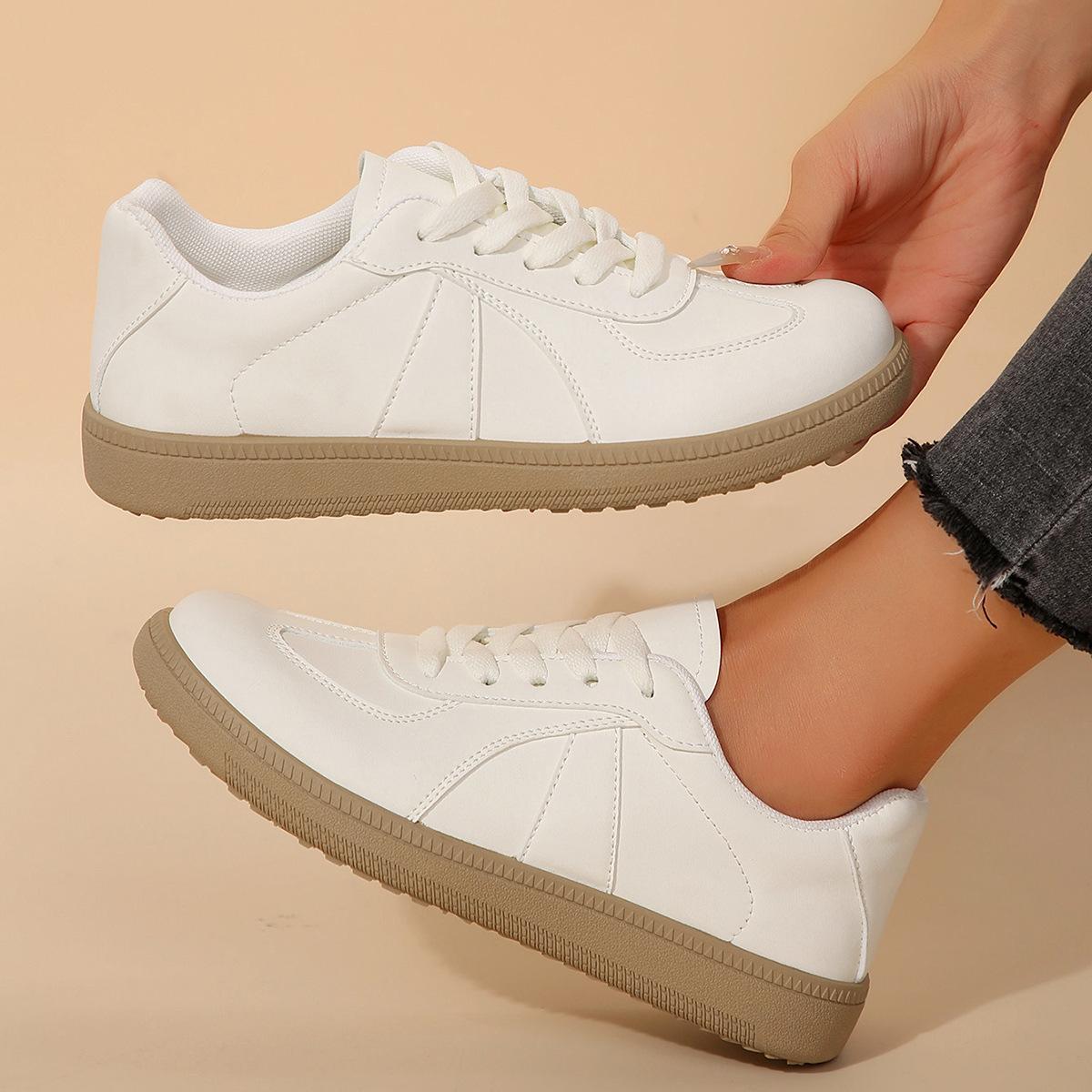

Retro Dexun women s shoes 2025 new summer flat-bottomed wear-resistant little white sports and leisure Forrest Gump shoes lace-up board shoes 35