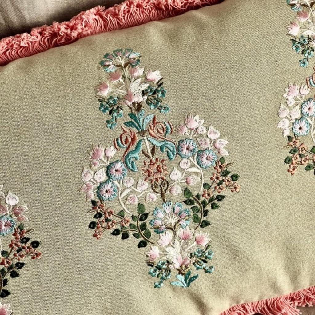 Vivienne Cushion 30x50cm Flower Embroidery Rectangular Cushion with Filling (Vivienne) [Fringe Pink] 82100CU-PK