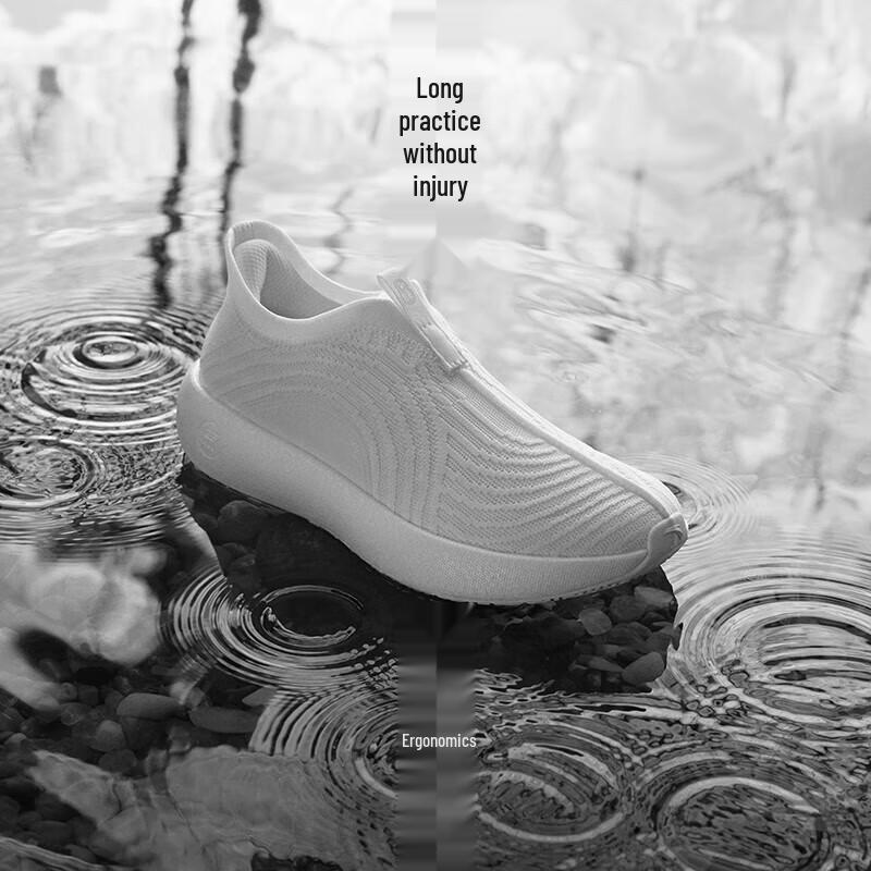 

Anta Zizai Unisex Slip-On Walking Shoes 40.5 (Men s 7.5)