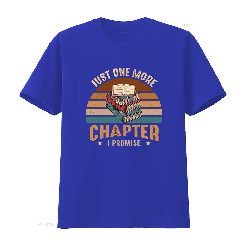 Just One More Chapter T Shirt Retro Stacked Books Design for Book Lovers Reading Enthusiasts vintage Washed graphic homme