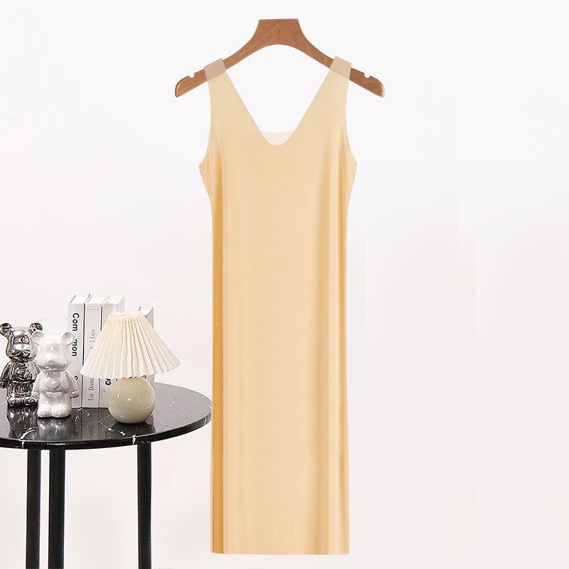 

Базова сукня-комбінація великого розміру з безшовного крижаного шовку на тонких бретелях-спагеті – Універсальна ультратонка безрукавна нічна сорочка довжини до колін 3XL