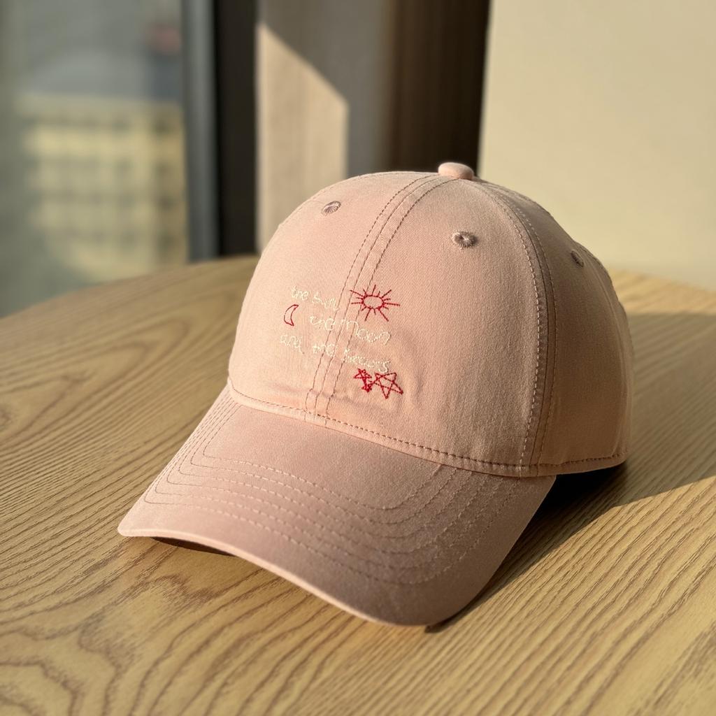 New style cute cartoon embroidered baseball cap for women, fresh and versatile, makes the face look smaller, provides sun protection, soft top