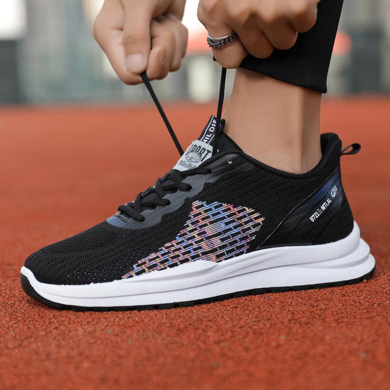 

Flying mesh 2025 новые летние сетчатые кроссовки для бега мужские корейские версии трендовые дышащие повседневные мужские кроссовки 44 чёрный