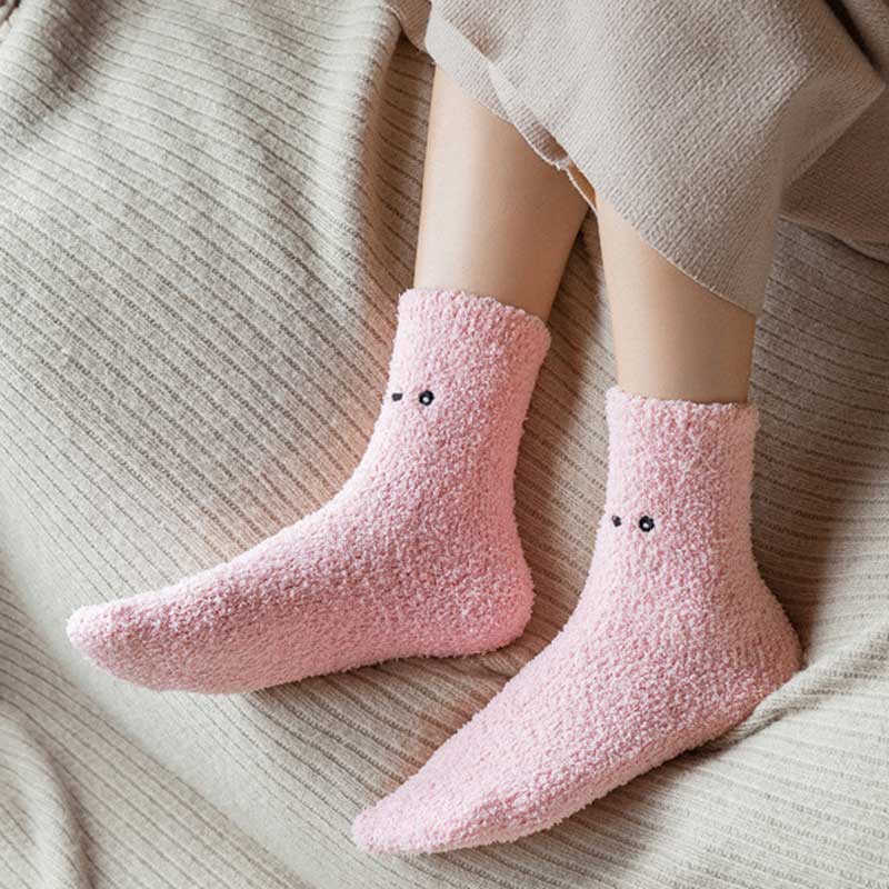Ženy Tlusté Teplé Ponožky Zimní Anime Roztomilé Vtipné Ponožky Domů Bílý Prink Nadýchané ponožky Nový rok Vánoční dárek Neformální