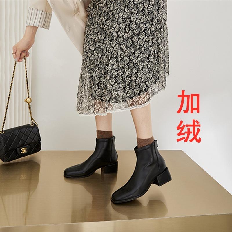 

Кожаные тонкие ботинки женские корейская версия квадратный носок короткие ботинки вся коровья кожа универсальные короткие ботинки ретро 2025 осень и зима новые 40