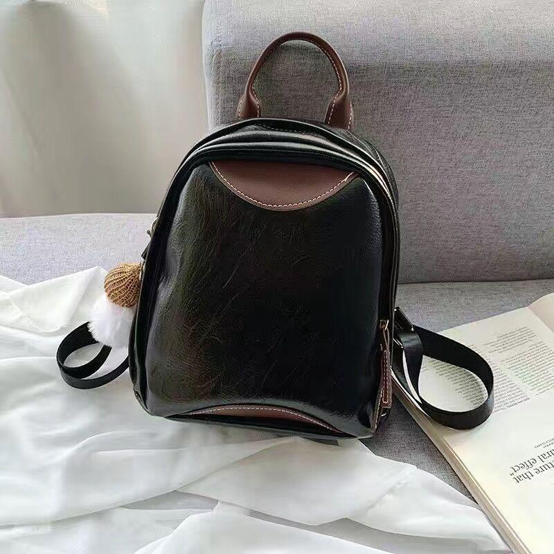 

2025 Korean Fashion Retro Soft Leather Women s Backpack - Versatile, Large Capacity, Simple, Mini Design Without Pendant чорний