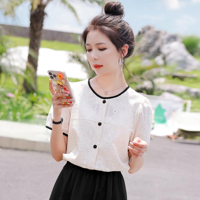 2025 Plus Size Women's Slimming Short Sleeve Lace Top - New French Style