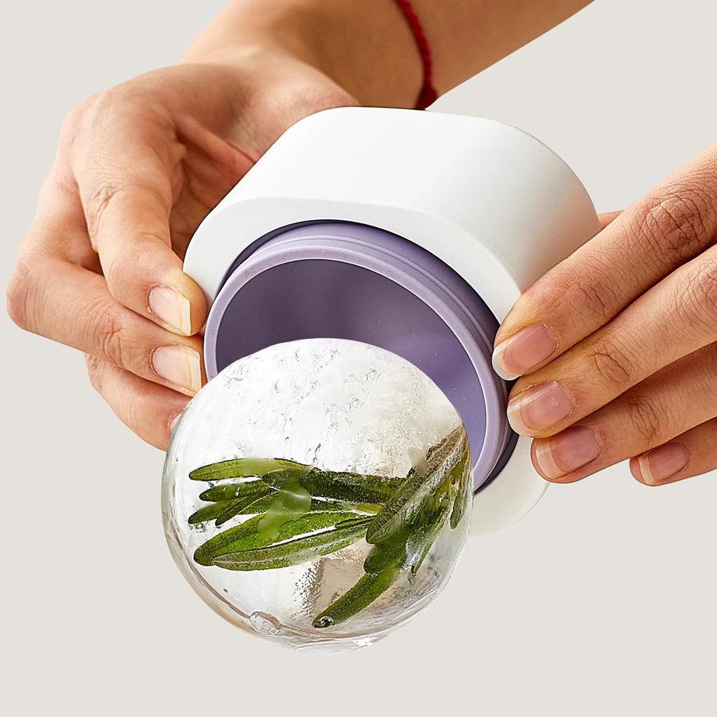 Large Silicone Ice Ball Mold for Whiskey - Food-Grade, Home Use Round Ice Cube Tray