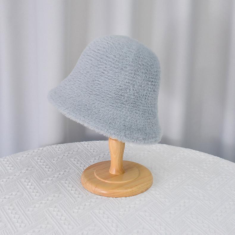 Polyester Winter Fleece Bucket Hat With Windproof And Warmth For Women