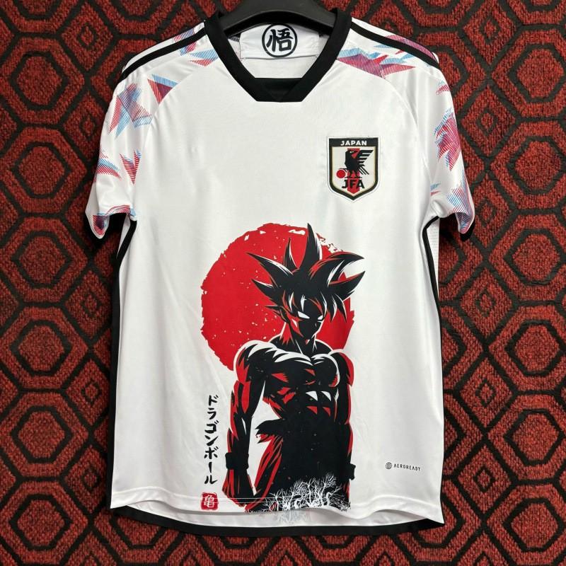Kurzärmeliges Fußballtrikot inspiriert von der japanischen Nationalmannschaft Anime-Kollaboration Dragon Ball One Piece Naruto