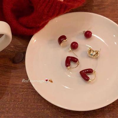 Red Stud Earrings, Women'S Love, Adzuki Bean Earrings, Temperament, Advanced Sense, Niche New Year'S Earrings.