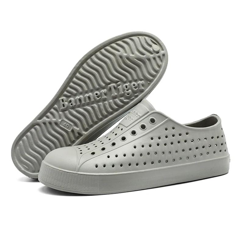 Scarpe con Fori Semplici e Comode a Colore Uniforme Estive Traspiranti Cave Casual Scarpe da Esterno Quotidiane Sandali Antiscivolo