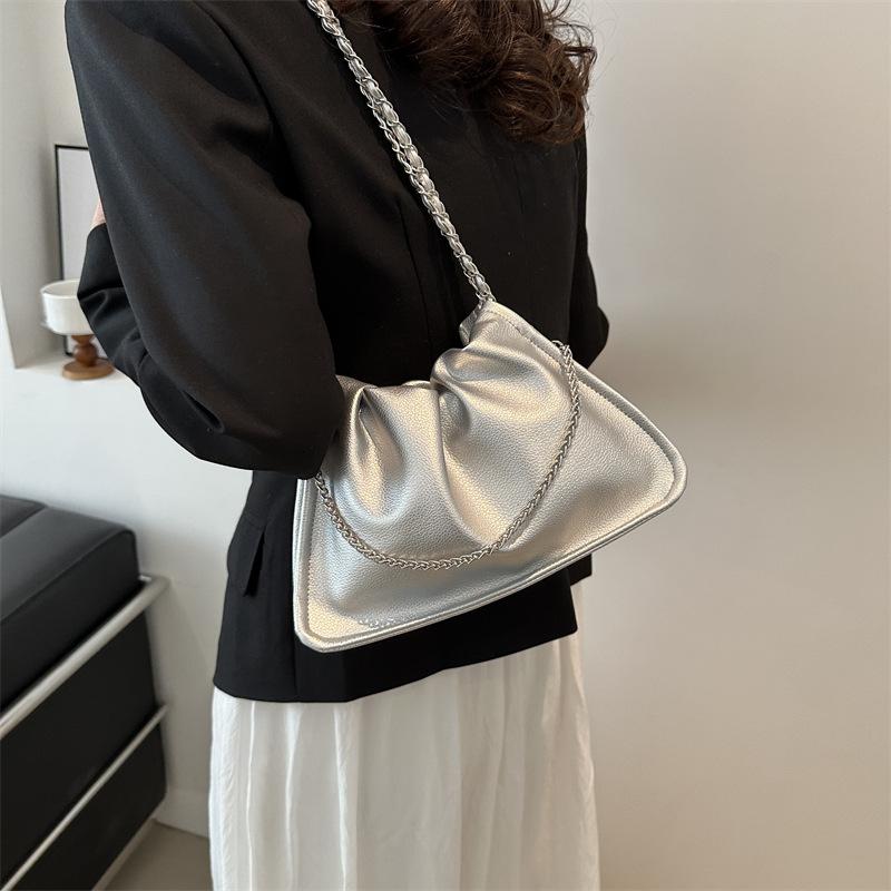 This year's popular fashion Korean version of pleated chain shoulder bag women's 2025 spring new versatile ins women's bag tide