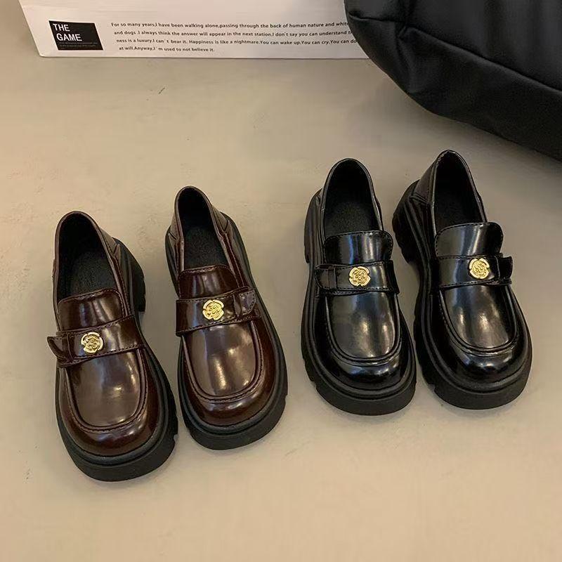 Toc gros stil britanic pantofi mici din piele pentru femei 2025 iarnă nou retro loafer platformă negru francez cu un singur pedal pantofi simpli