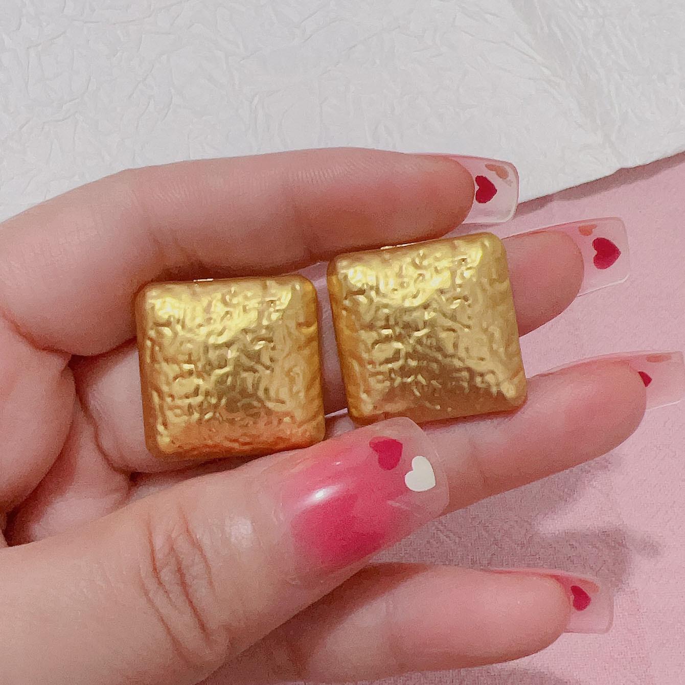 

Трендовый и простой золотой геометрический дизайн, модные, высококлассные, легкая роскошь и индивидуальные серьги