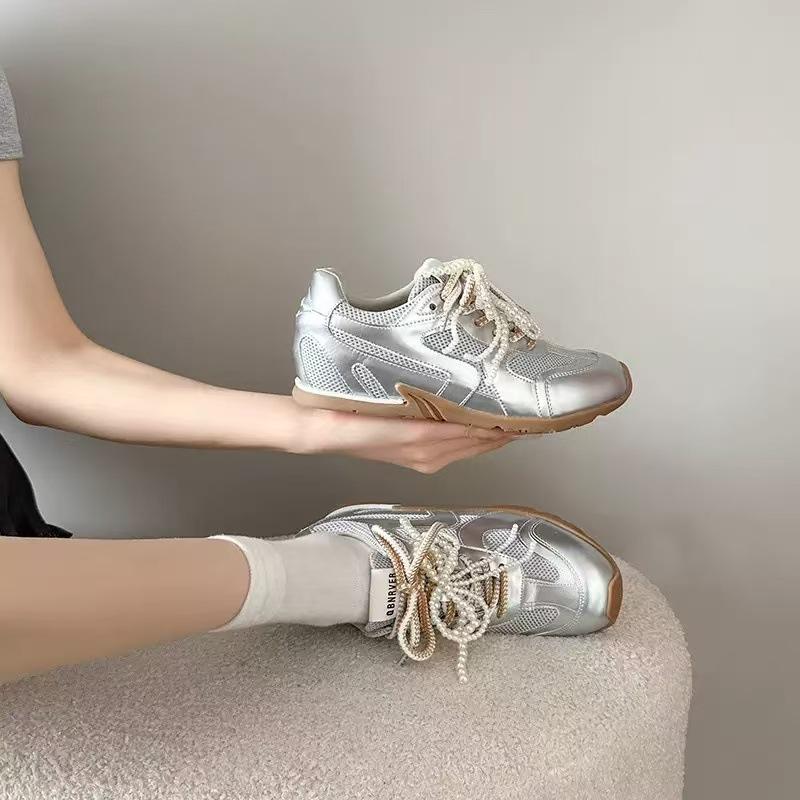 

Cowhide version of girlish pearl double shoelaces casual ballet style women s sports and leisure shoes 40